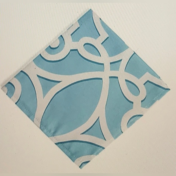 #H43 - Elrene Geometric Stain Resistant Indoor/Outdoor Napkins, Set of 8 (Aqua) - Picture 2 of 12